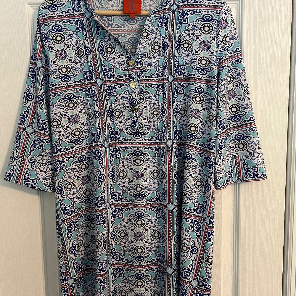 Tracy Negoshian woman’s dress